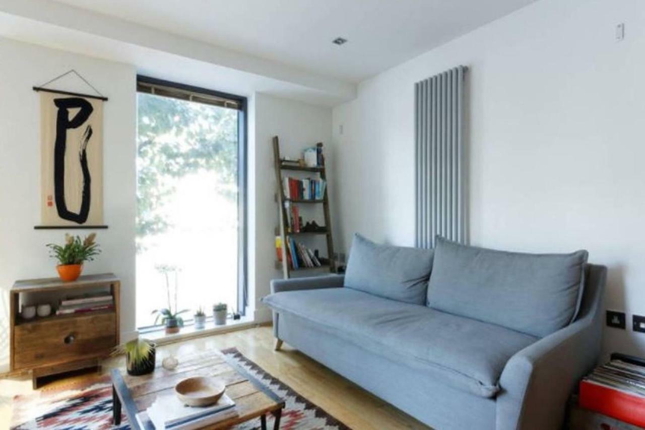 Peaceful Modern 2 Bedroom Flat With Water Views Londýn Exteriér fotografie